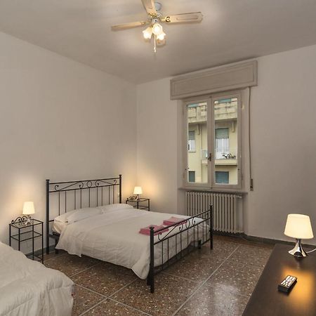 Hostel B&B 比萨 外观 照片