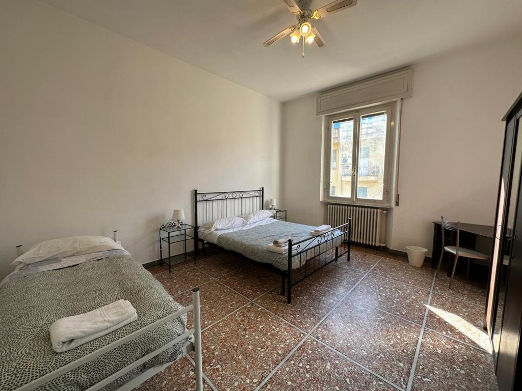 Hostel B&B 比萨 外观 照片